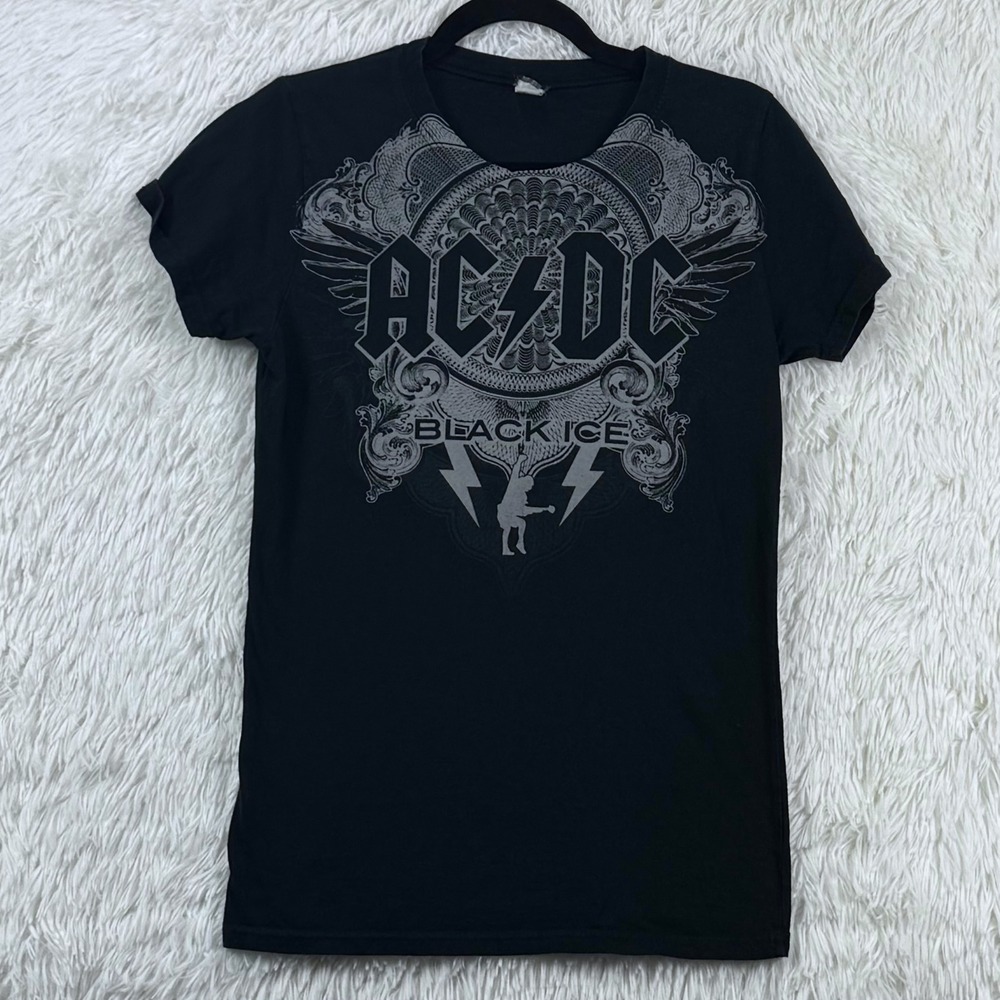 AC/DC Black Ice 2008 Era Graphic Band Tee Black Fitted Rock Shirt